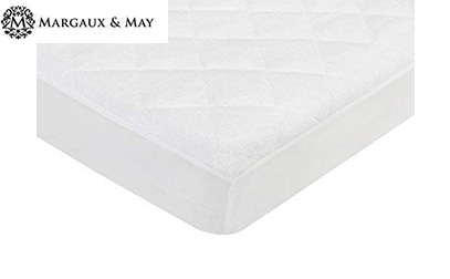https://www.sleepadvisor.org/wp-content/uploads/2020/11/Crib-Mattress-Protector-Pad-by-Margaux-May-product-image.jpg