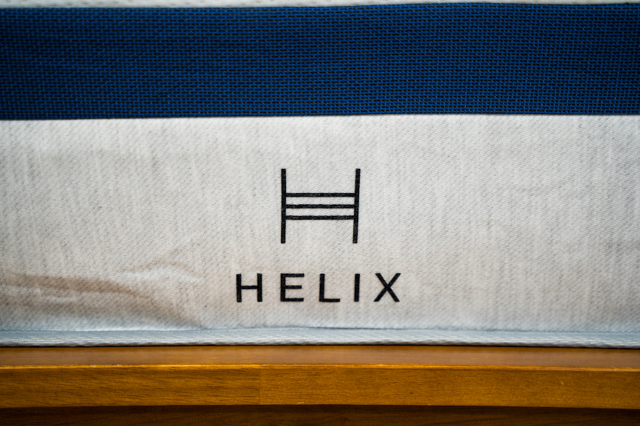 Helix Midnight logo