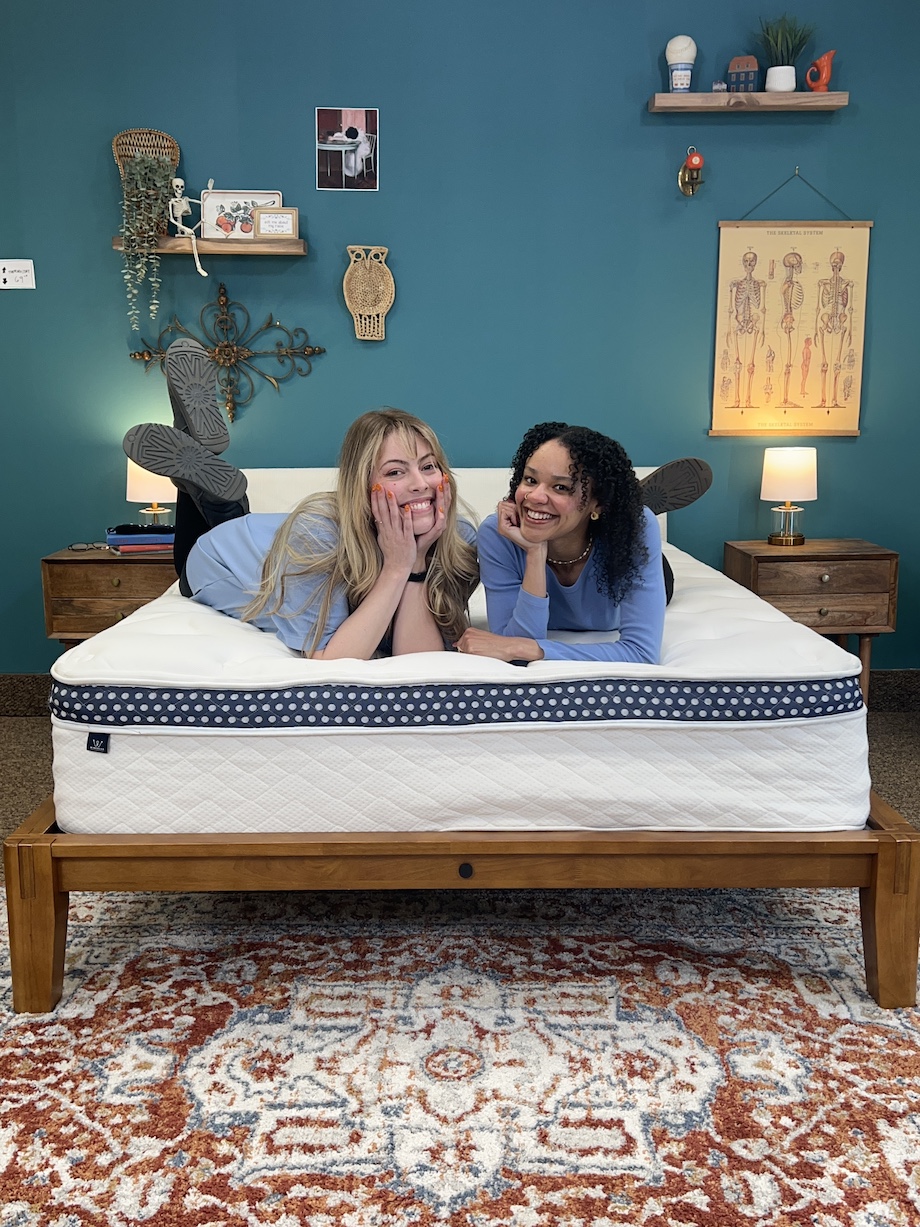 Best Mattresses for Insomnia 2024 Sleep Advisor