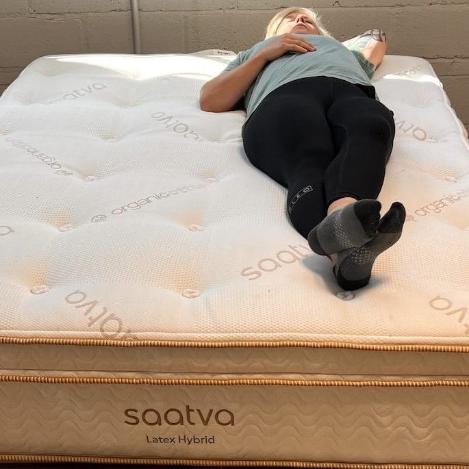 Saatva Latex Hybrid back sleeper testing